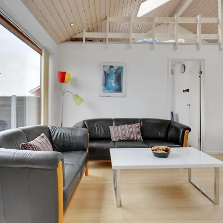 Apartment Elara - 200m From The Sea In Western Jutland By Interhome *