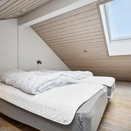 Elara - 200m From The Sea By Interhome * Lakolk