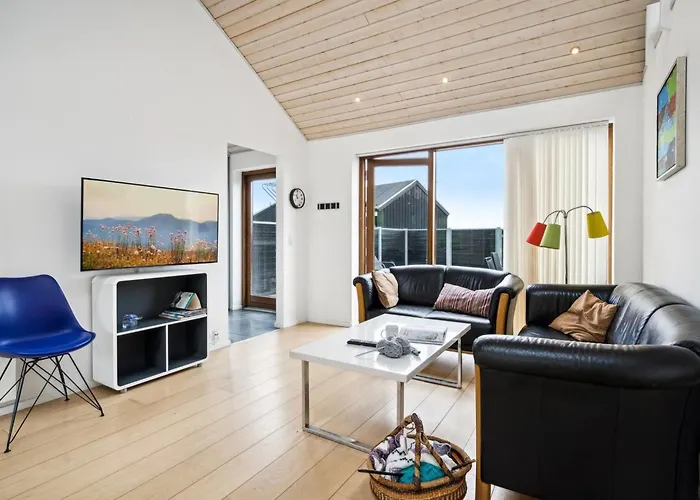 Elara - 200m From The Sea By Interhome Apartamento Lakolk