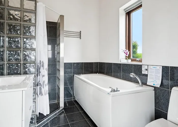 Elara - 200m From The Sea By Interhome